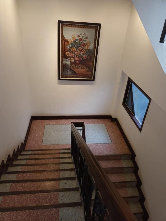 Seasons Riverside Hotel Виентиане Екстериор снимка